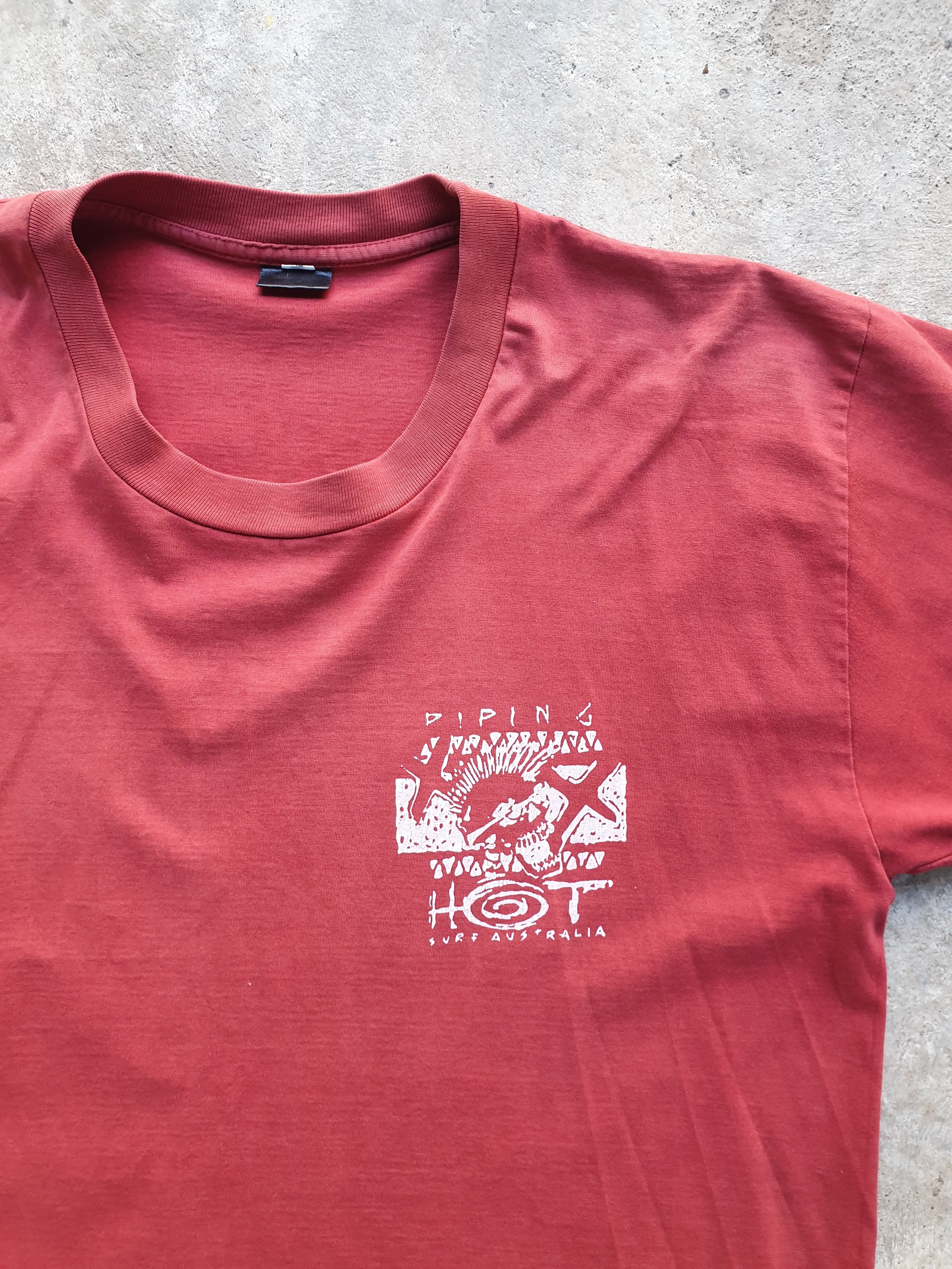 Vintage 90s 'Piping Hot' Red Tee