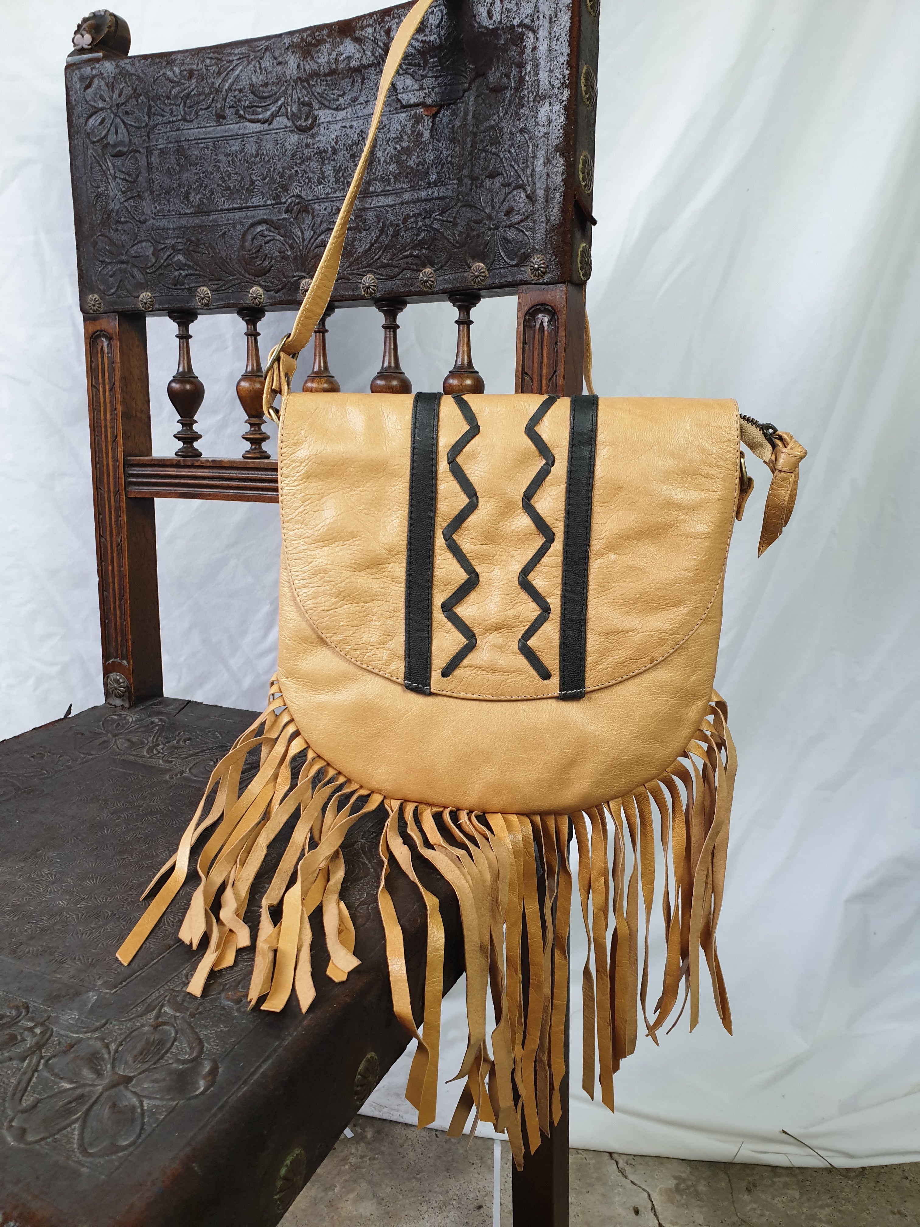 Vintage Tan Leather Fringed Shoulder Bag