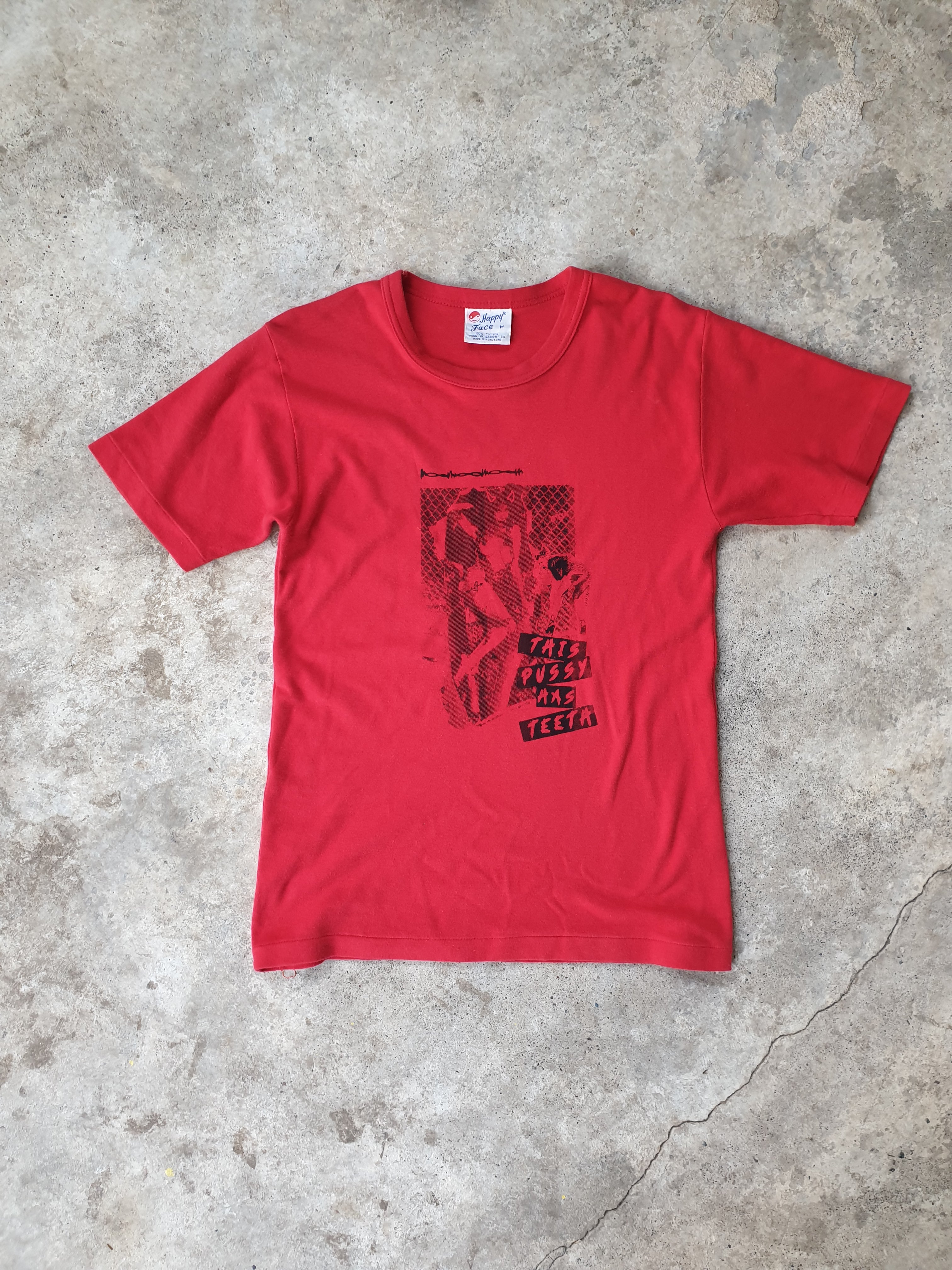 Handprinted 'This pussy has teeth' Red Tee