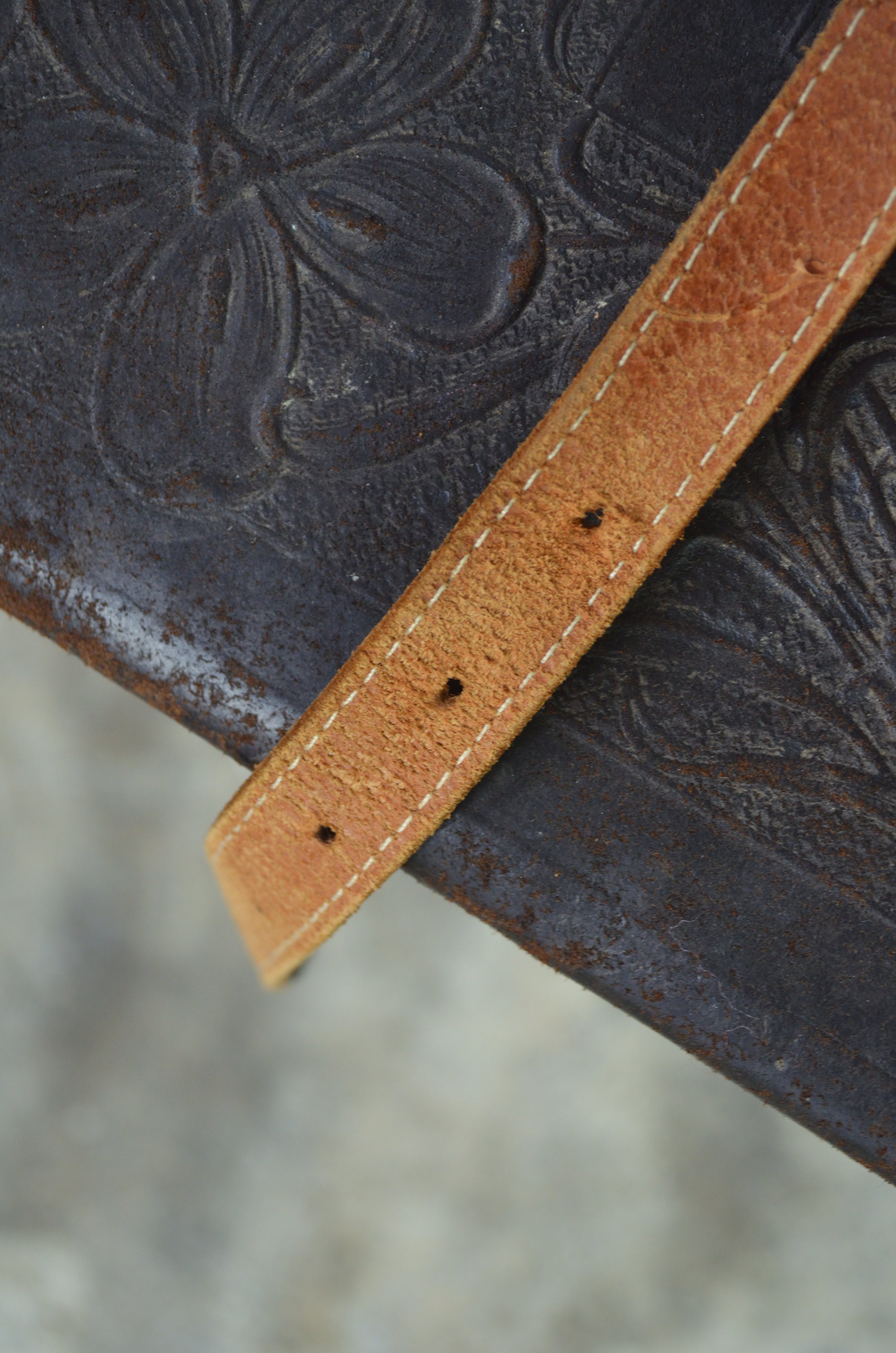 Vintage Tan Leather Belt w. Silver Flower Buckle & Tip