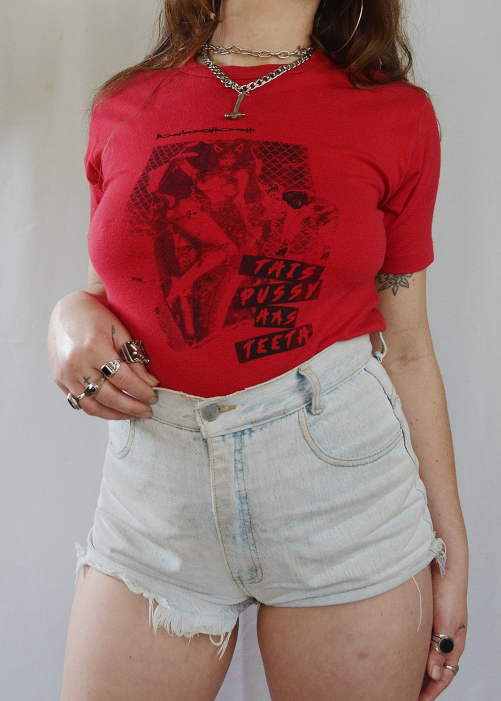 Handprinted 'This pussy has teeth' Red Tee