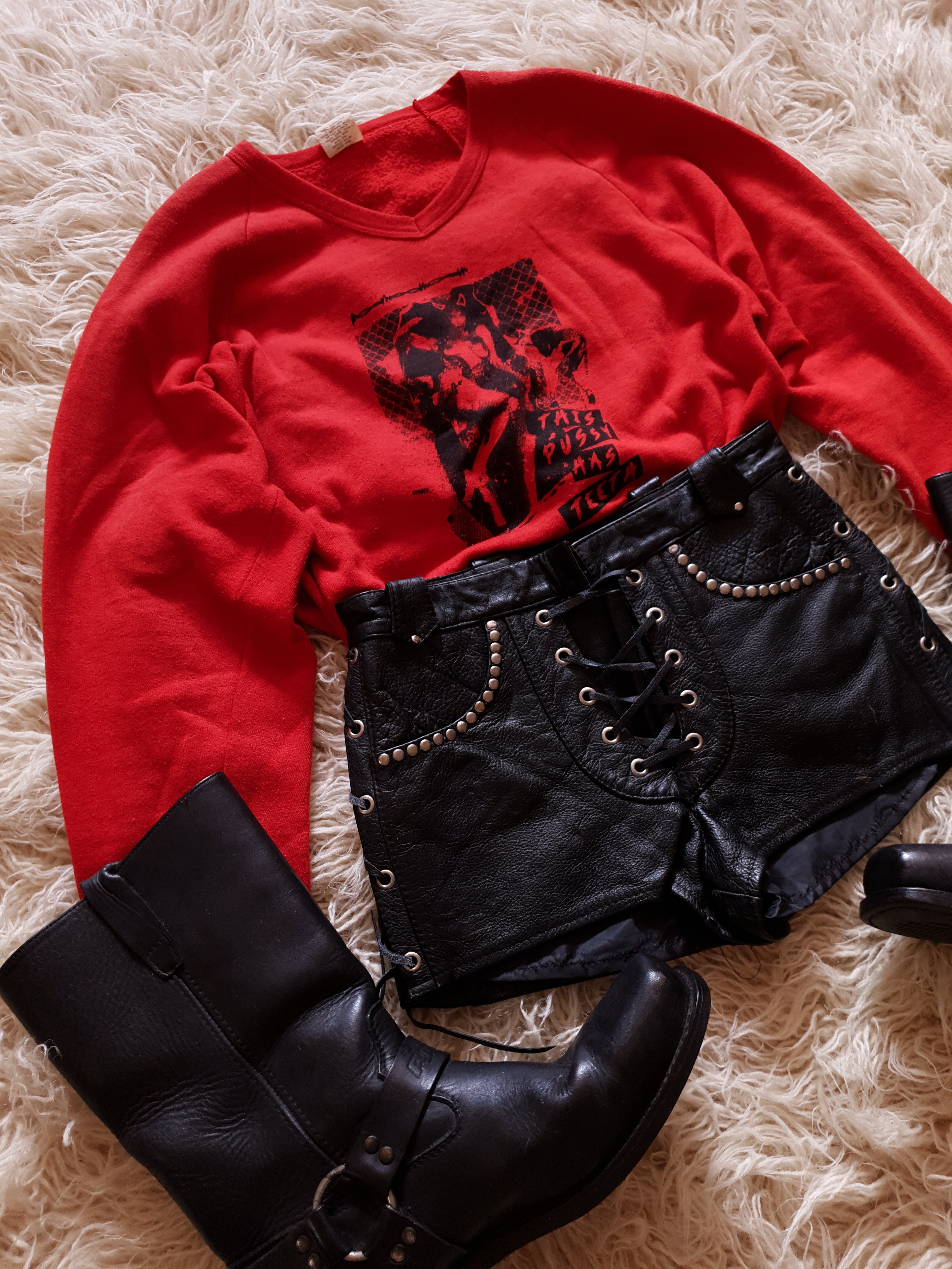 Vintage 1980s Handprinted 'This Pussy Has Teeth' Sweater