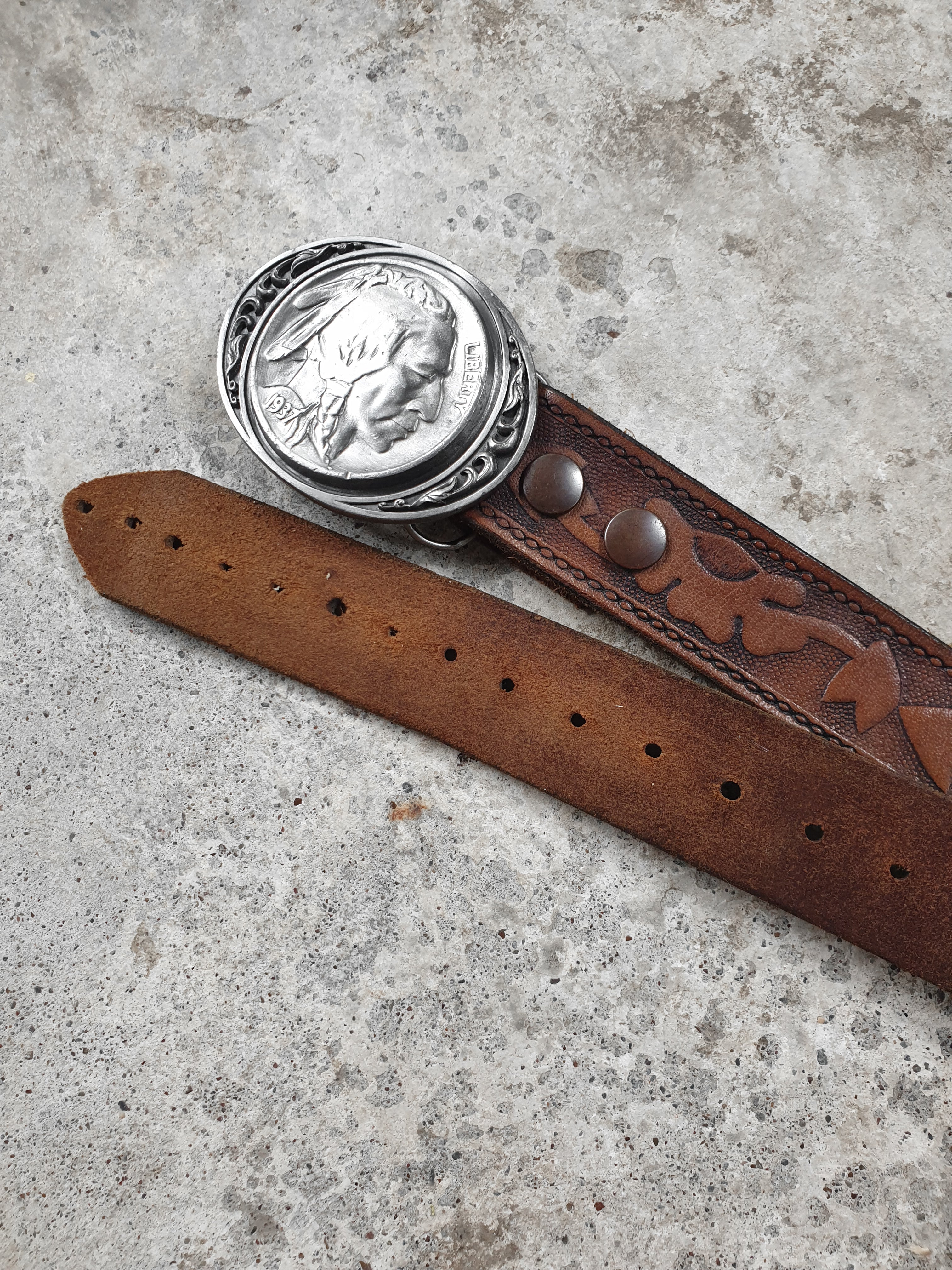 Vintage Brown Tooled Leather Belt