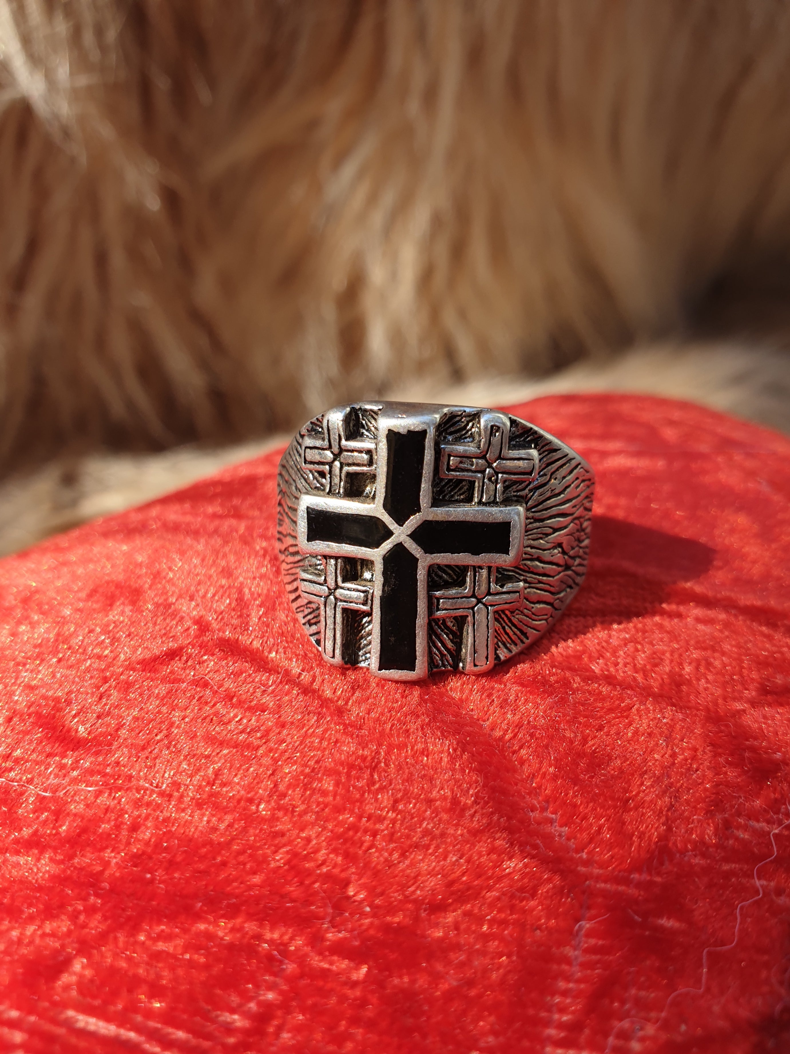 Vintage 1987 G&S Cross Ring