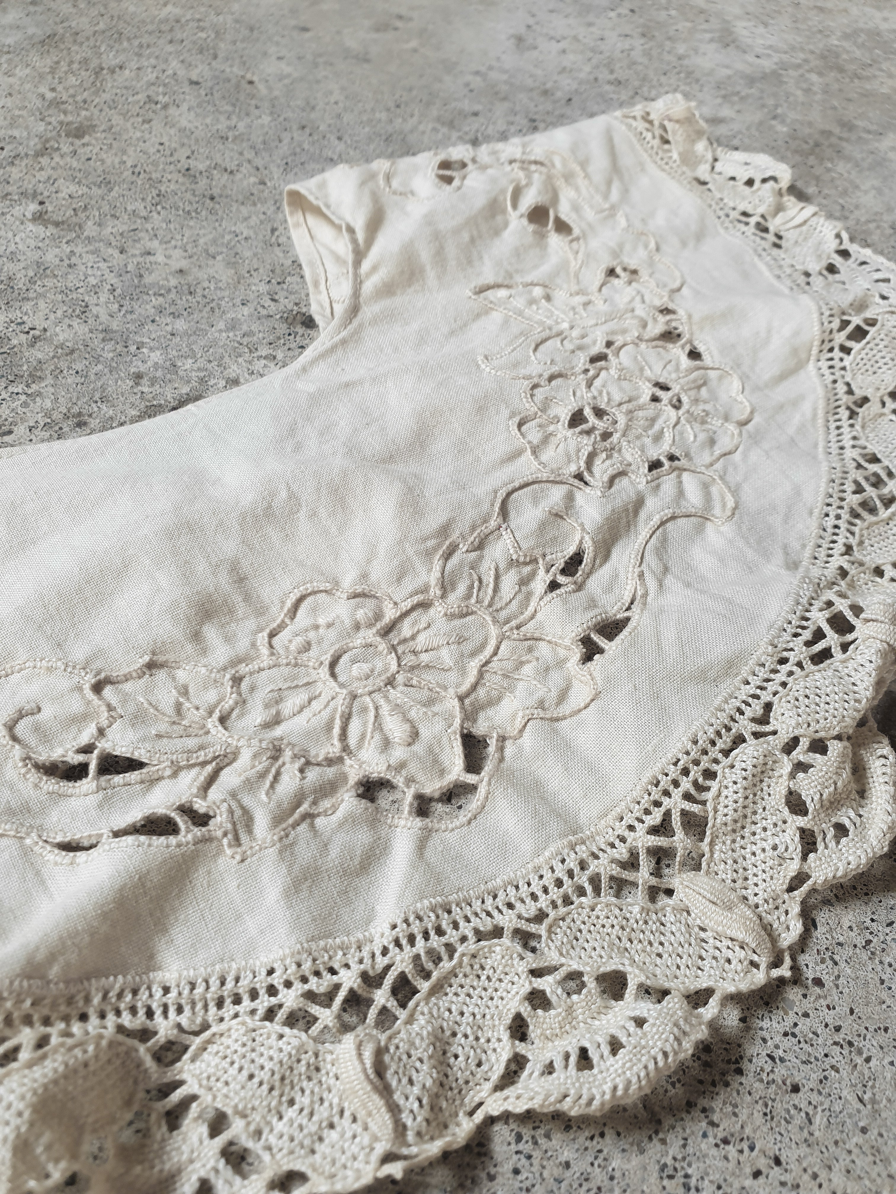 Vintage/Antique Cotton Lace Collar