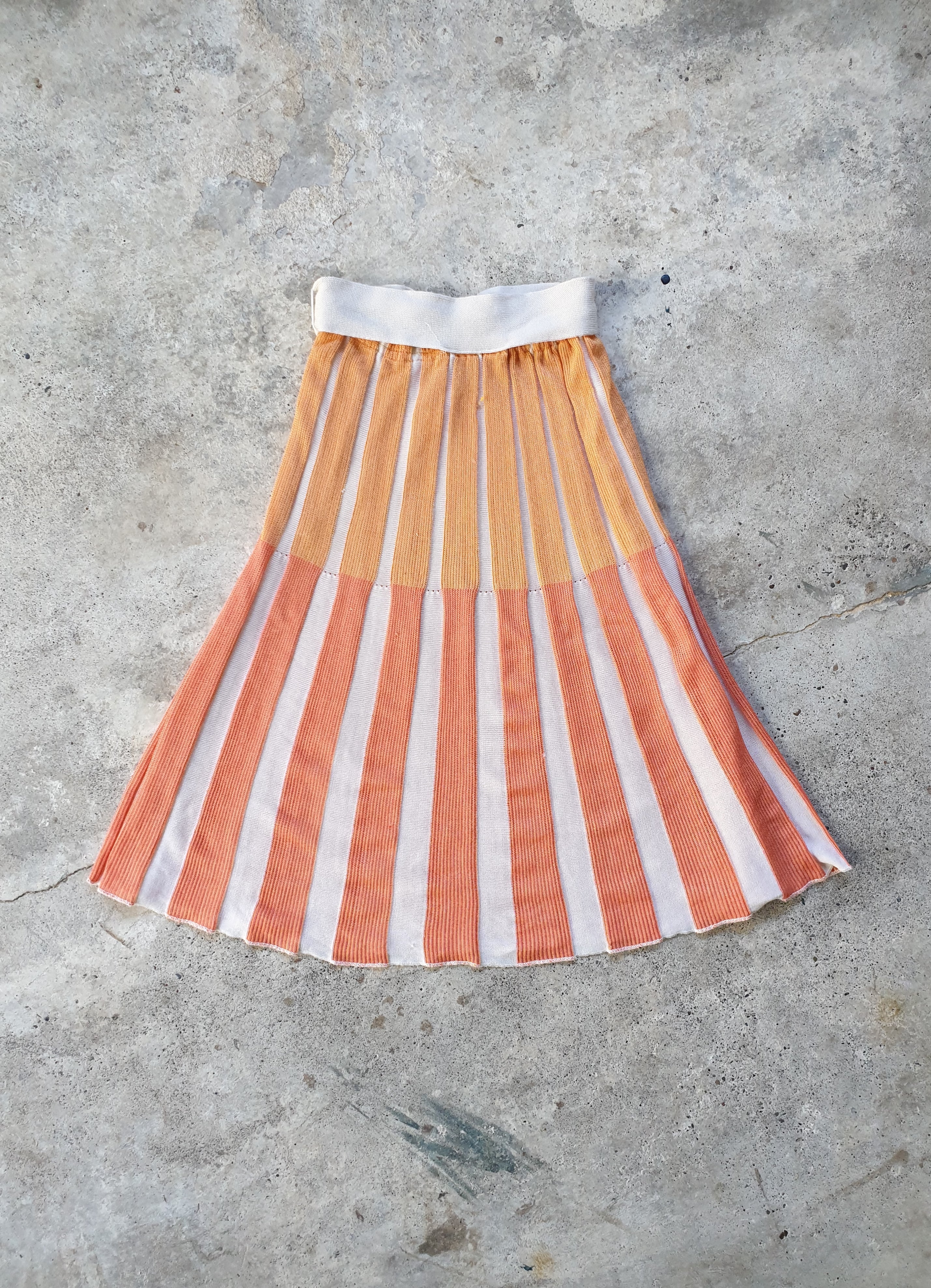 Vintage Ribbed Knit Shell Skirt