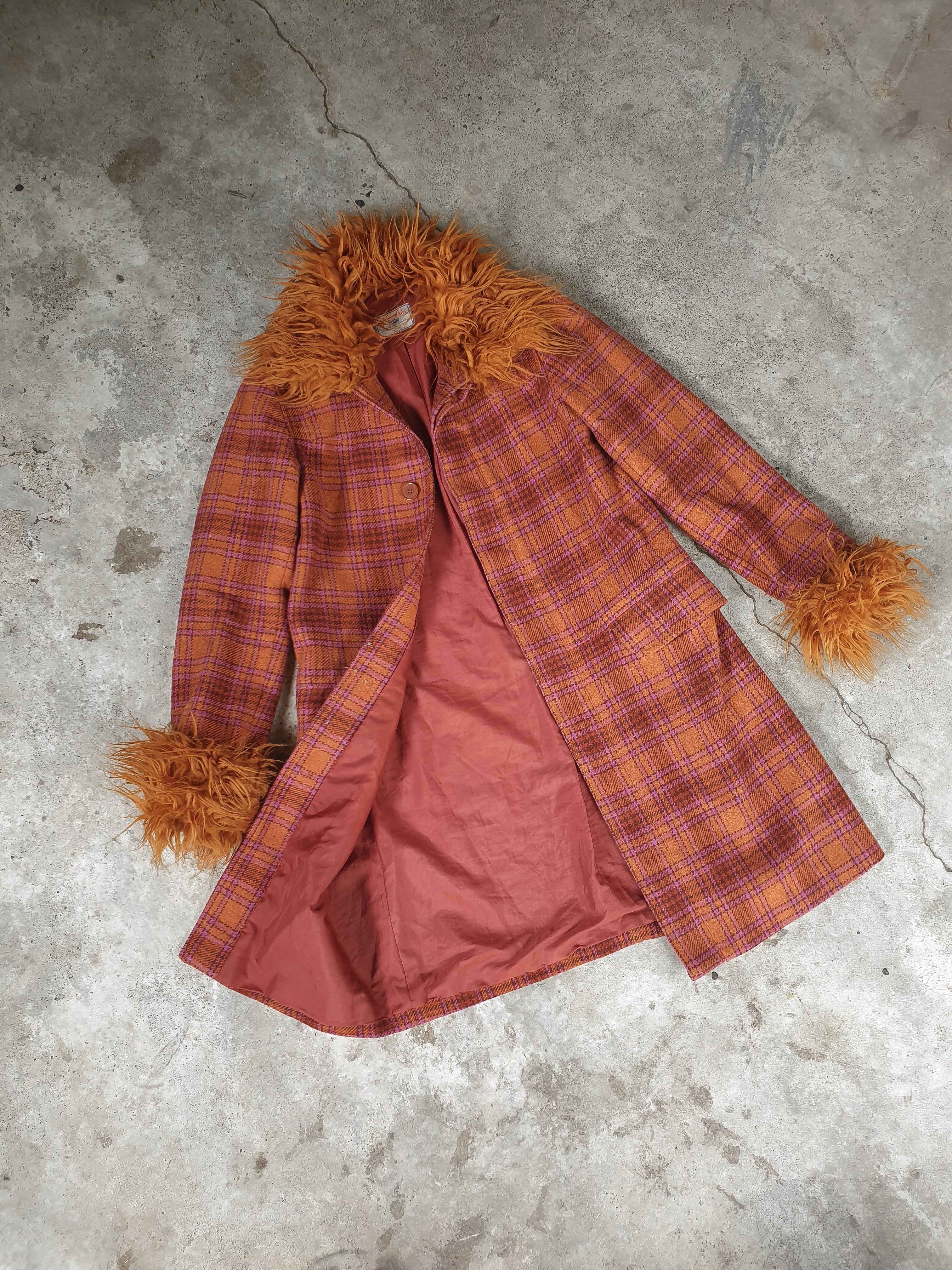 Vintage 1990s/00s Plaid Wool &  Faux Fur Coat