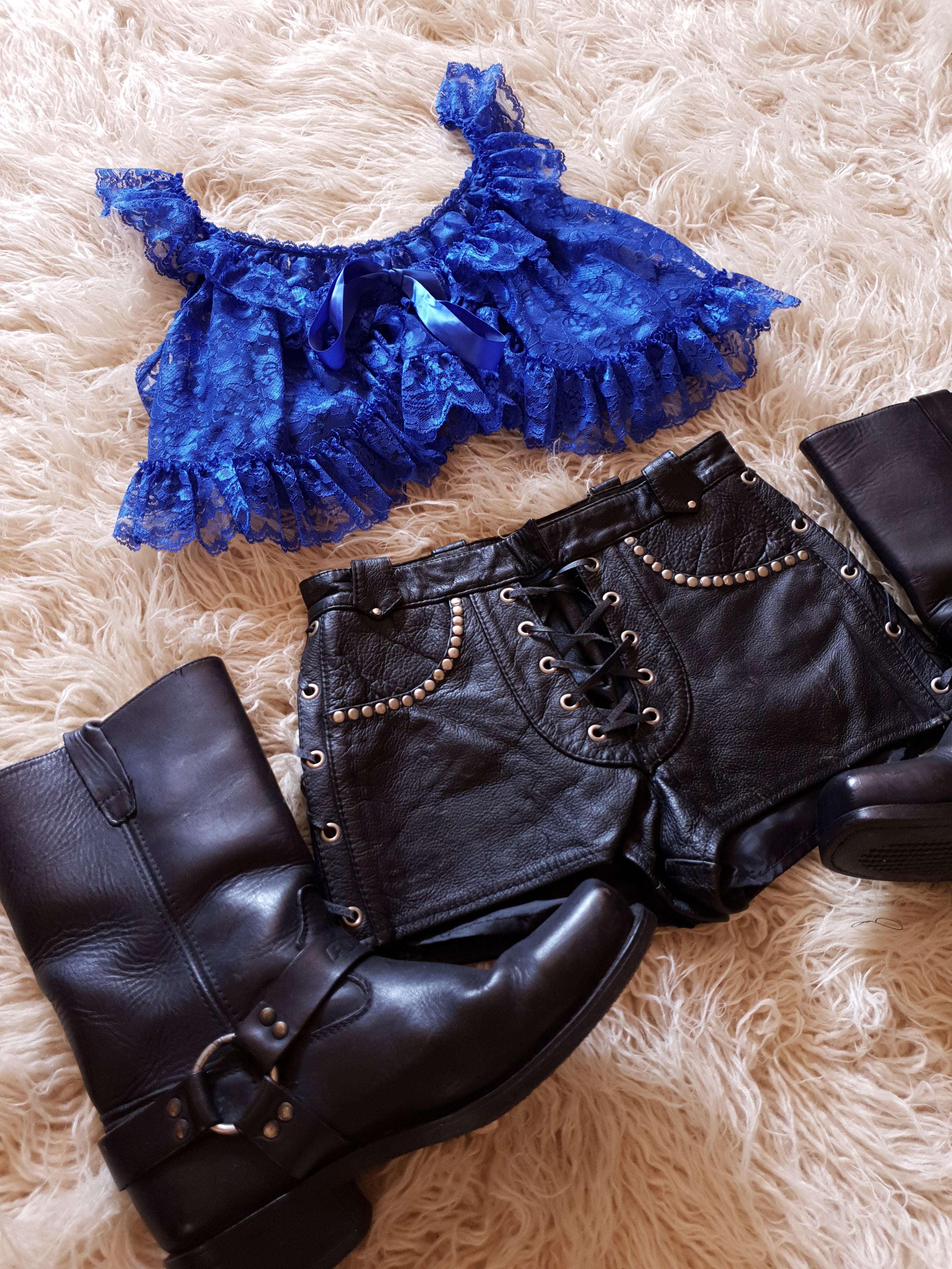 Vintage 1980s 'Shirley of Hollywood' Lace Top