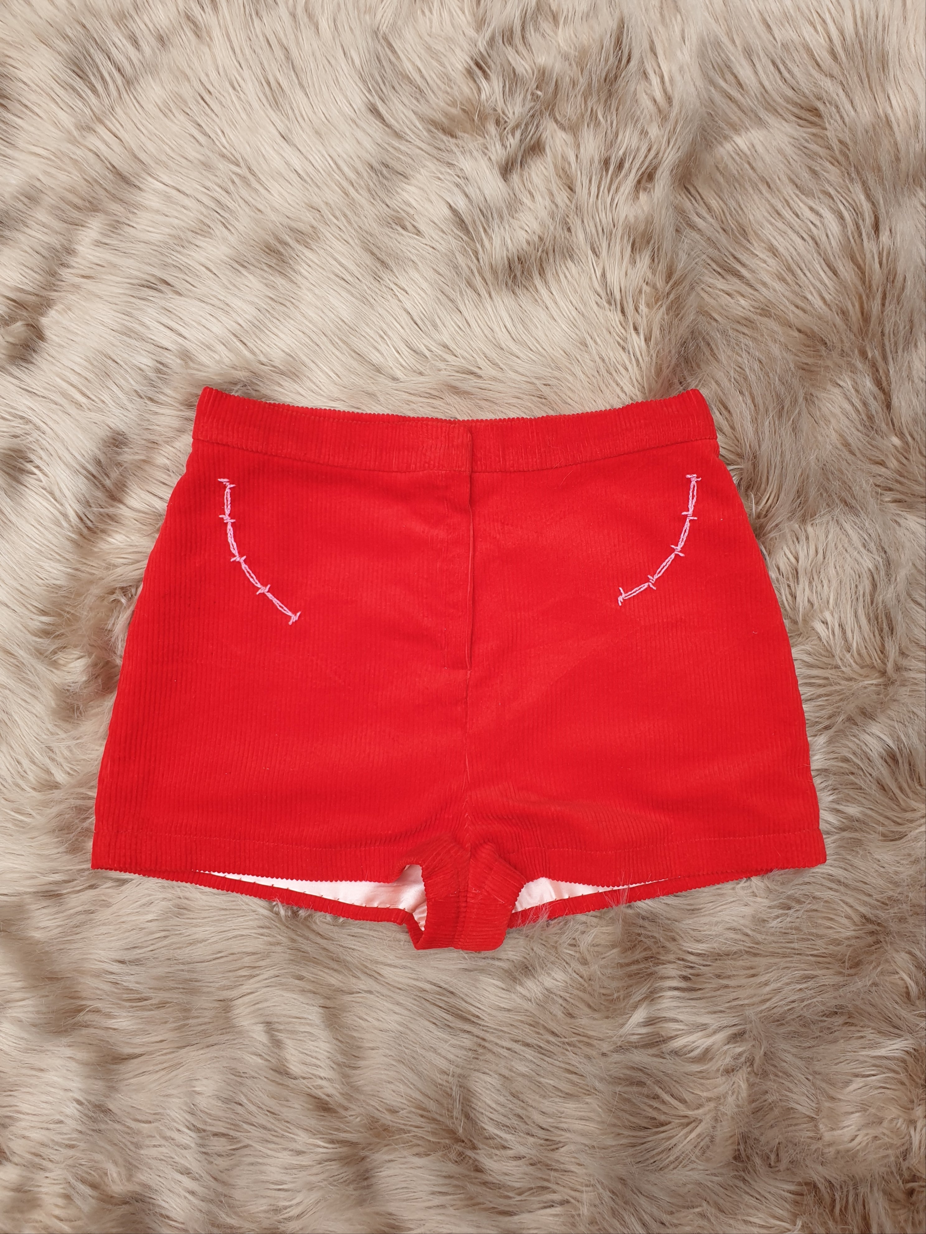 'Barb Wire' Shorts